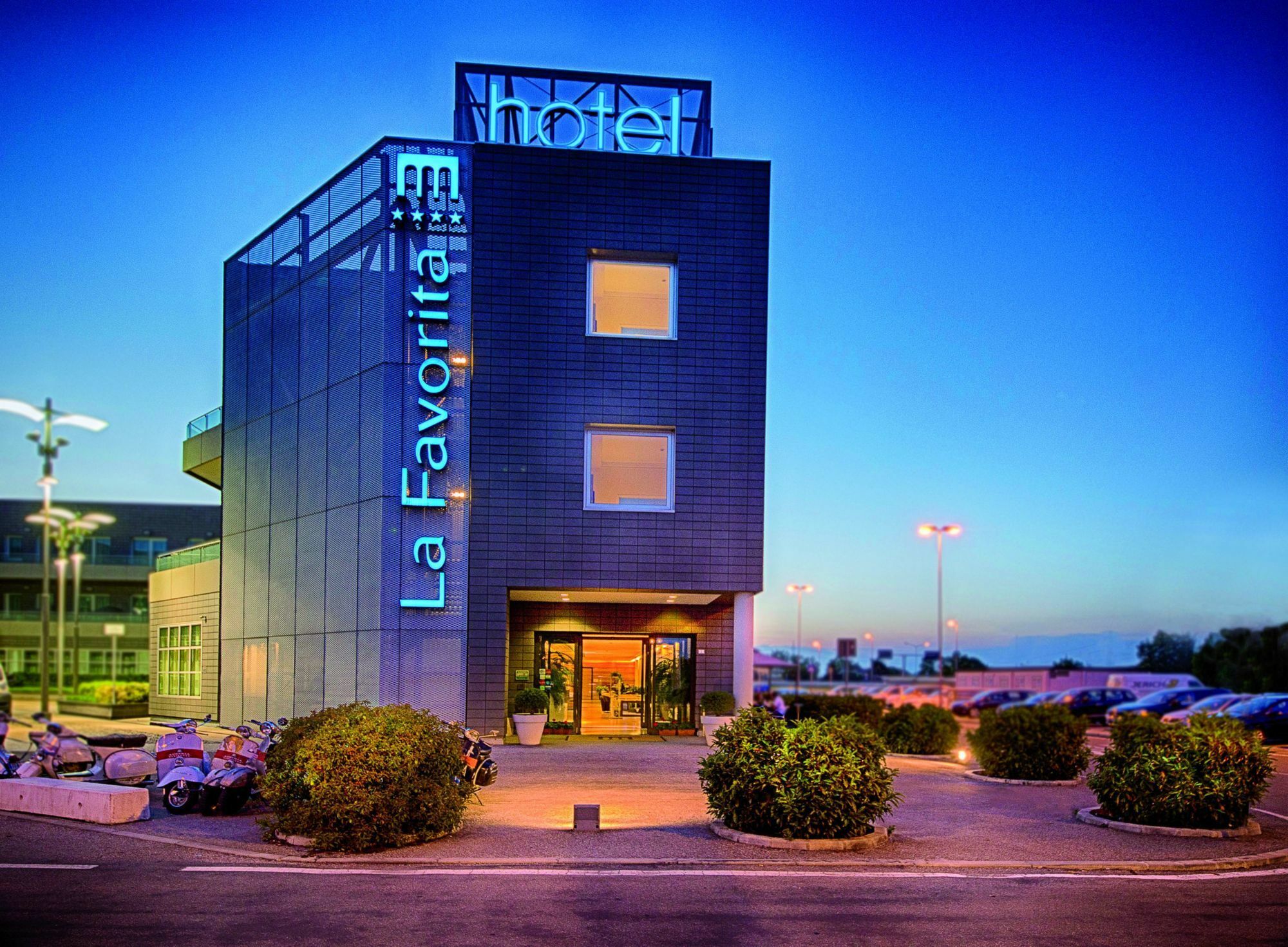 Hotel La Favorita Mântua Exterior foto